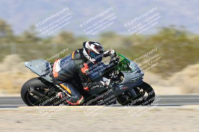 media/Dec-04-2025-Racers Edge (Thu) [[5ebc9f124d]]/3-B Group/5-Session 2 Turn 2 inside Speed Pans/